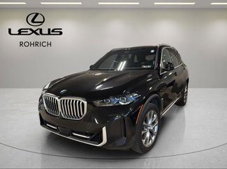 Used 2025 BMW X5 xDrive40i w/ Premium Package AWD/4WD video 1