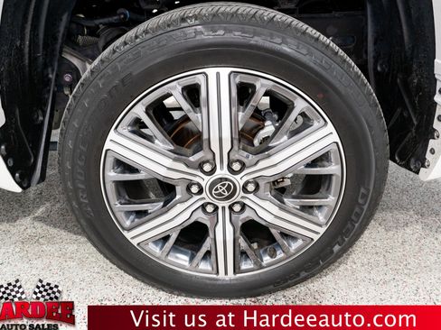 Used 2023 Toyota Tundra Capstone AWD/4WD image 10