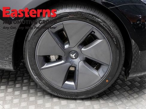 Used 2023 Tesla Model 3 Standard Range RWD image 23