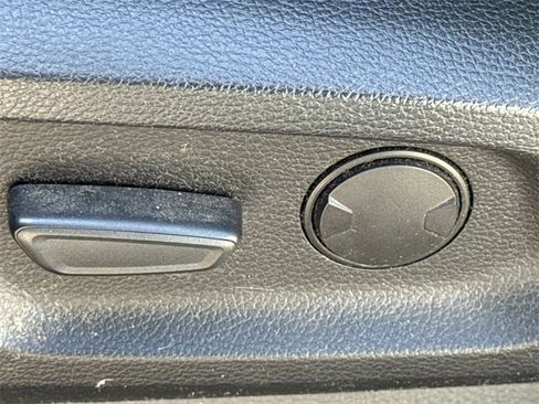 Used 2019 Ford Ranger XLT w/ Equipment Group 302A Luxury image 22