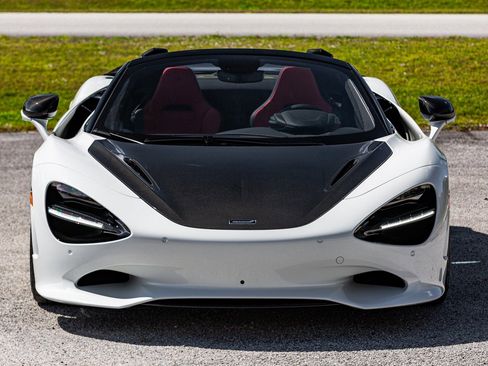 Used 2024 McLaren 750S Spider RWD image 14