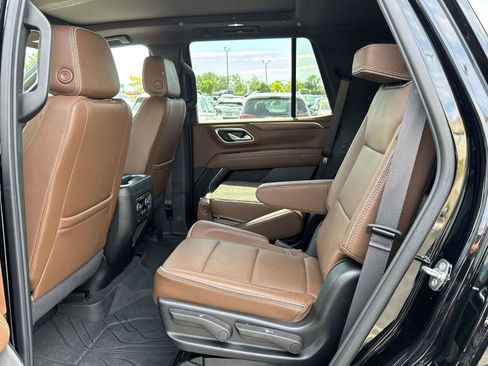 Used 2024 Chevrolet Tahoe High Country AWD/4WD image 20