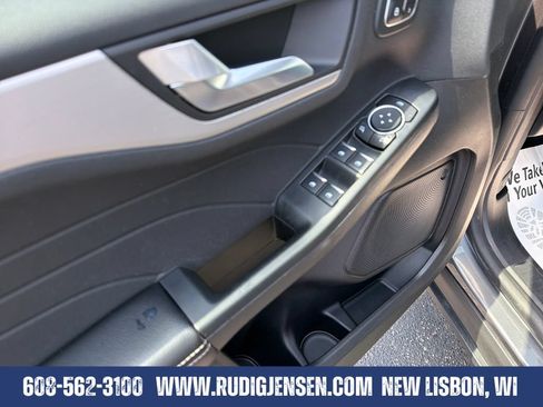 Used 2023 Ford Escape Platinum AWD/4WD image 11