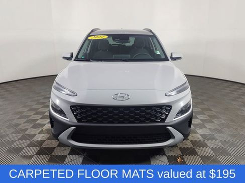 Used 2022 Hyundai Kona SEL image 2