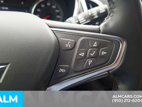 Used 2024 Chevrolet Equinox LT FWD image 31