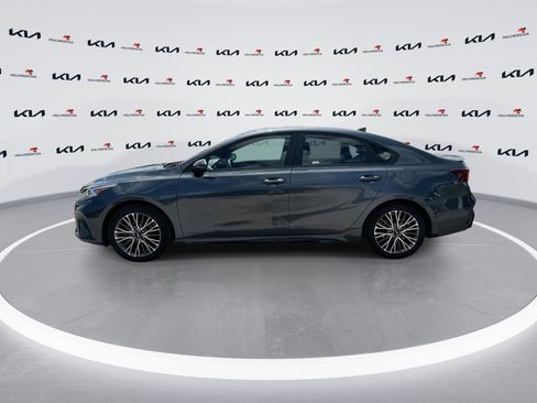 Used 2023 Kia Forte GT-Line w/ GT-Line Premium Package FWD image 5