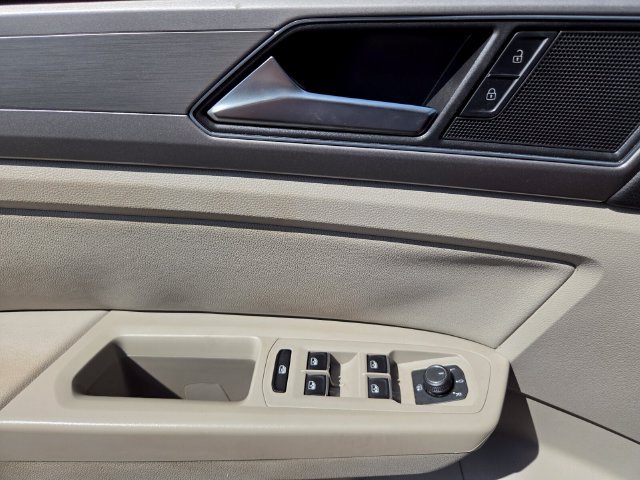 Used 2019 Volkswagen Atlas SE w/ Towing Package FWD image 23