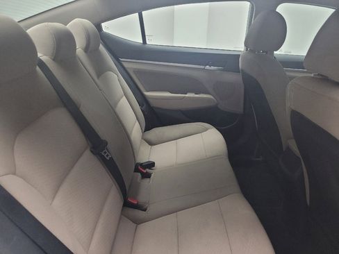 Used 2019 Hyundai Elantra SEL FWD image 19