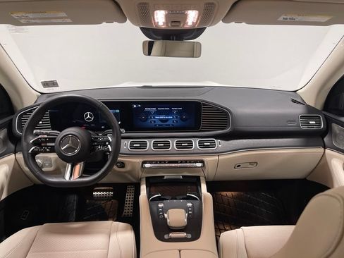 Used 2026 Mercedes-Benz GLS 450 4MATIC image 30