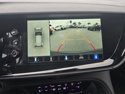 Used 2022 Buick Envision Avenir w/ Technology Package II image 22