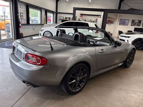 Used 2014 MAZDA MX-5 Miata Club RWD image 14