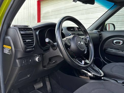 Used 2015 Kia Soul ! w/ Sun & Sound Package image 16