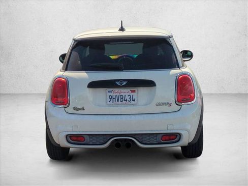 Used 2016 MINI Cooper S image 6