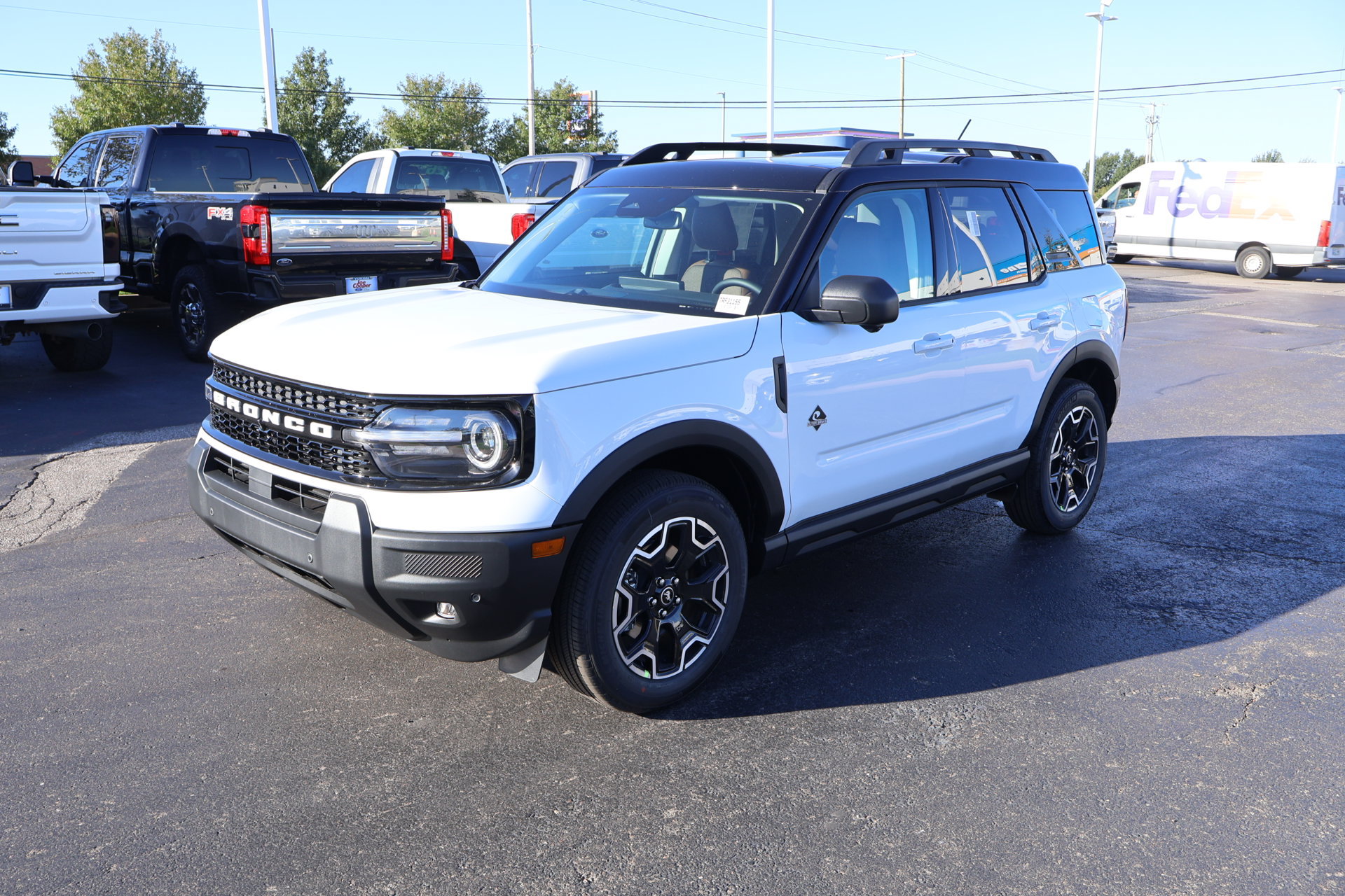 New 2026 Ford Bronco Sport Outer Banks w/ Outer Banks Tech Package+ AWD/4WD image 11