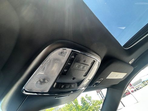 Used 2021 Jeep Grand Cherokee Limited image 48