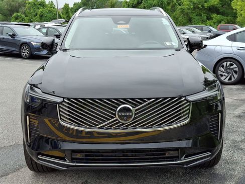 Certified 2026 Volvo XC90 B6 Plus AWD/4WD image 2