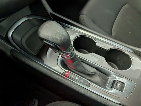 Used 2022 Chevrolet Malibu LT image 20