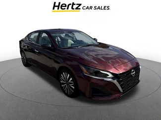 Used 2025 Nissan Altima 2.5 SV video 1