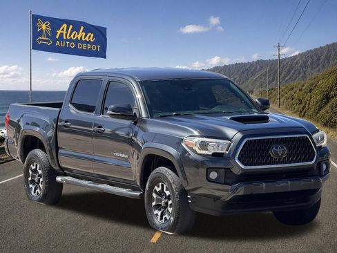 Used 2018 Toyota Tacoma TRD Sport RWD image 6