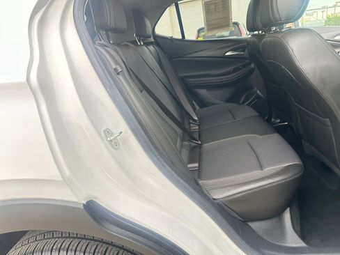 Used 2025 Buick Encore GX Preferred image 39
