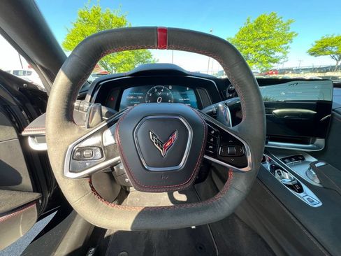Used 2023 Chevrolet Corvette Stingray Premium Conv w/ Z51 Performance Package RWD image 47