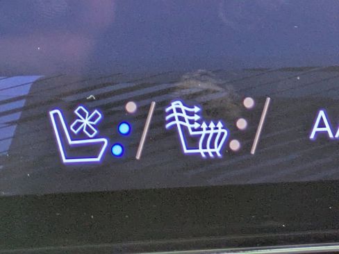 Used 2024 Chevrolet Traverse RS w/ LPO, Floor Liner Package image 24