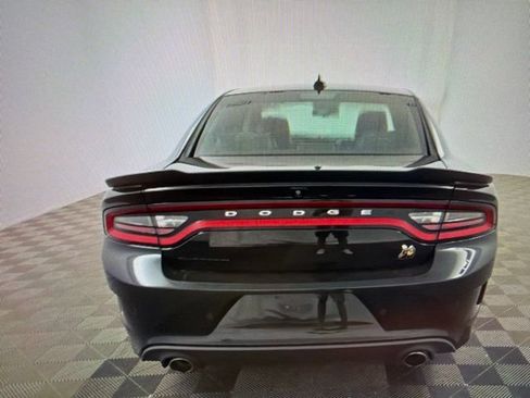 Used 2019 Dodge Charger Scat Pack w/ Dynamics Package RWD image 14