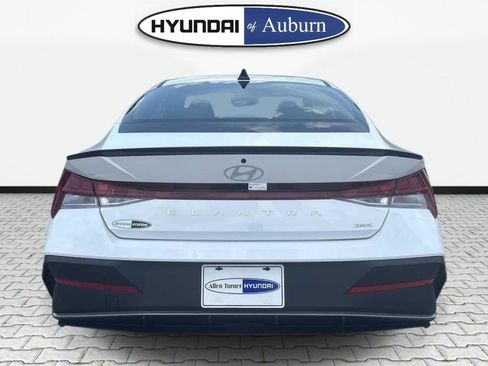 New 2025 Hyundai Elantra SEL FWD image 6