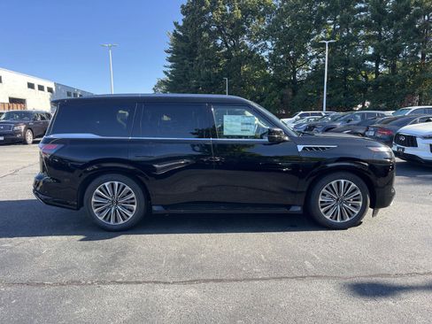 New 2026 INFINITI QX80 Luxe w/ Cargo Package image 2