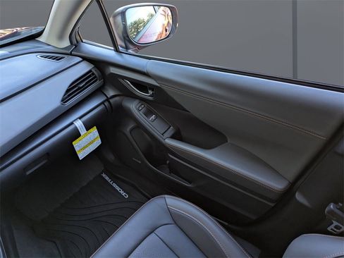 Certified 2025 Subaru Crosstrek 2.5i Limited w/ Popular Package #3A image 40