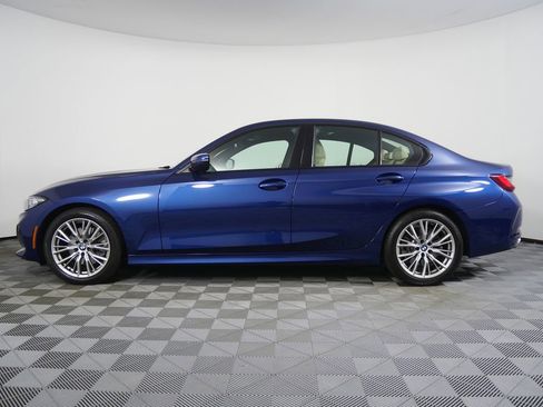 Certified 2023 BMW 330i Sedan w/ Premium Package image 6