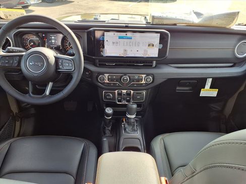 New 2026 Jeep Gladiator Mojave AWD/4WD image 8