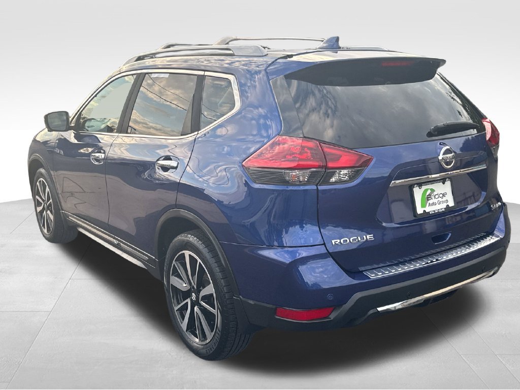 Used 2019 Nissan Rogue SL w/ Premium Package AWD/4WD image 5