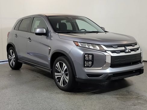 Used 2025 Mitsubishi Outlander Sport LE AWD/4WD image 1