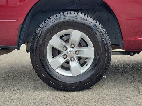 Used 2019 RAM 1500 Classic SLT AWD/4WD image 7