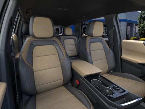 New 2026 Chevrolet Equinox ACTIV w/ Convenience Package III FWD image 16