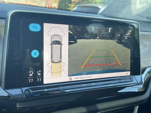 New 2026 Volkswagen Atlas SE FWD image 26