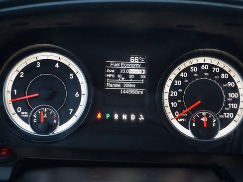 Used 2014 RAM 1500 Express image 30