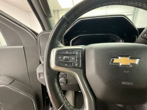 Used 2023 Chevrolet Silverado 1500 LT AWD/4WD image 15