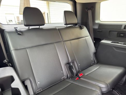 Used 2024 Hyundai Santa Fe SEL FWD image 34