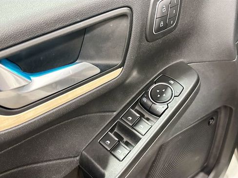 Used 2022 Ford Escape Titanium w/ Titanium Premium Package FWD image 20