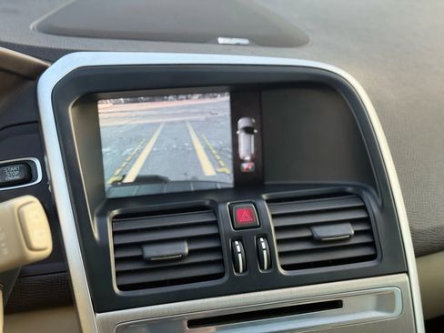 Used 2011 Volvo XC60 T6 image 23