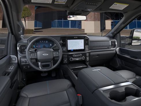 New 2025 Ford F250 Platinum image 9