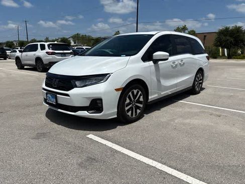 Used 2026 Honda Odyssey EX-L image 1