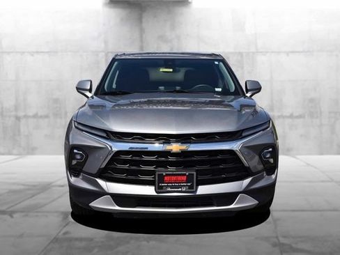 Used 2025 Chevrolet Blazer LT AWD/4WD image 4