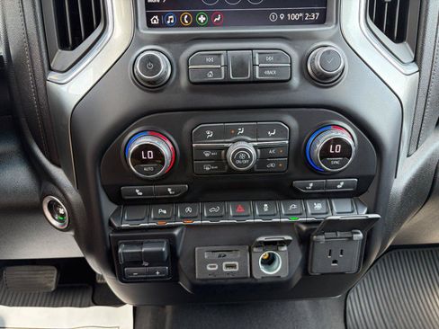 Used 2021 Chevrolet Silverado 1500 LT w/ All Star Edition Plus AWD/4WD image 16