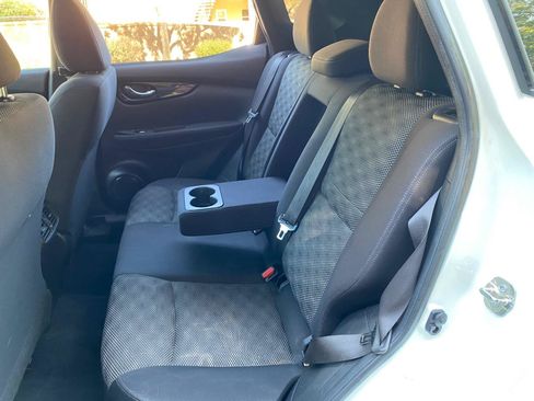 Used 2018 Nissan Rogue Sport AWD image 32
