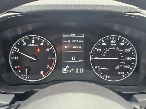 Used 2025 Subaru Crosstrek 2.0i Premium image 28