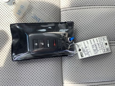 Used 2017 Lexus ES 350 w/ Luxury Package image 33