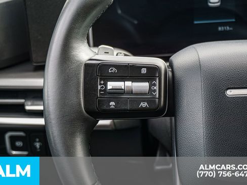 Used 2025 Hyundai Santa Fe SE FWD image 32